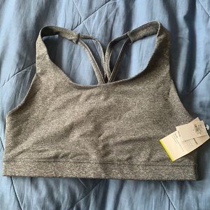 BNWT Old Navy Active Medium Support Sports bra
